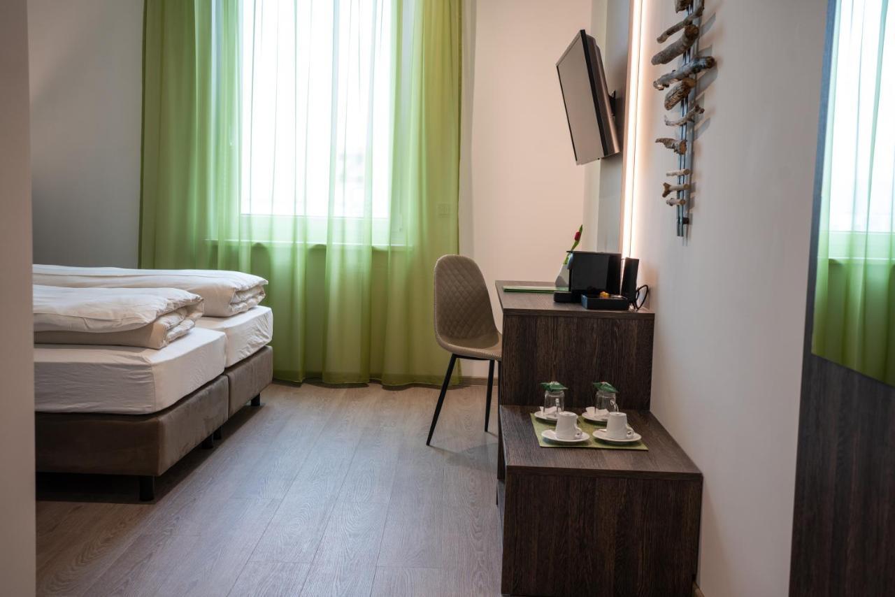 Eee Hotel Graz Pirka Luaran gambar